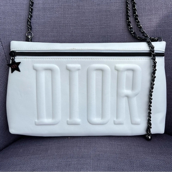 Dior Handbags - Dior beauty pouch cosmetic bag